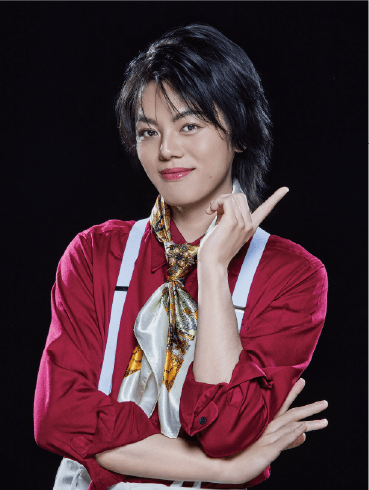 青山圭男役　室たつき